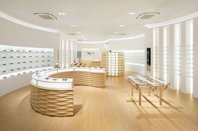 眼鏡店連鎖加盟費(fèi)與眼鏡銷(xiāo)售前景分析